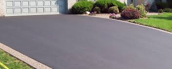 Best Recycled Asphalt Driveway Installation  in Delavan Lake, WI